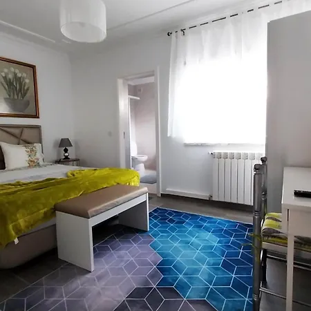 Pombinha * 纳扎雷