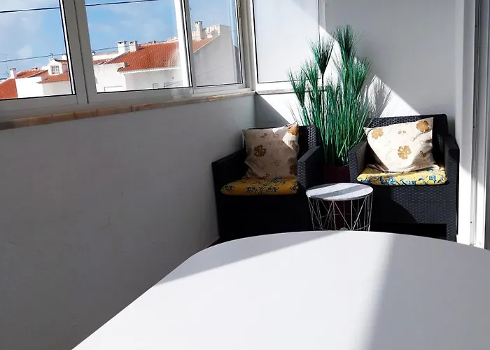 ゲストハウス Pombinha *