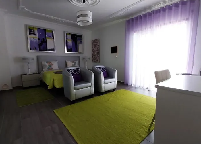 ゲストハウス Pombinha ナザレ